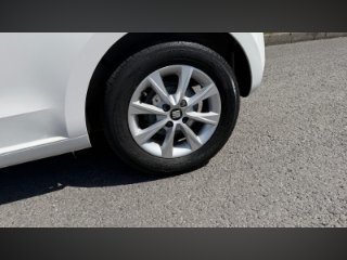 /photos/12573/7b9f740a-cb7f-0c9b-2145-a85714257963_i320x240.jpg