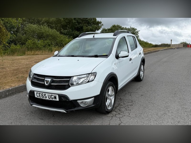 2015 Dacia Sandero Stepway 1.5 dCi Laureate Hatchback 5dr Diesel Manual Euro 6 s/s 90 ps